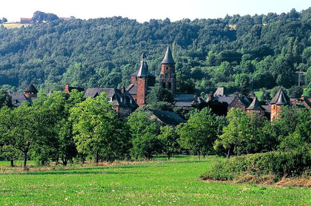 Collonge-la-Rouge, flamboyante médiévale
