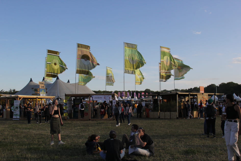 Les drapeaux de We Love Green