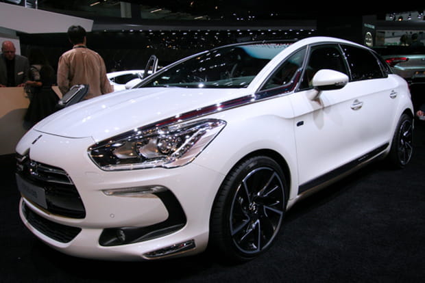 Citroën DS5 : véhicule premium