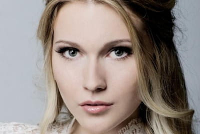 miss biélorussie 2013 : maryia vialichka