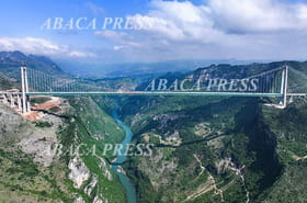 Ce pays coupe une montagne en deux... pour construire le plus haut pont du monde&nbsp;!