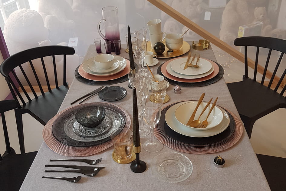 Une table de f&ecirc;te f&eacute;minine