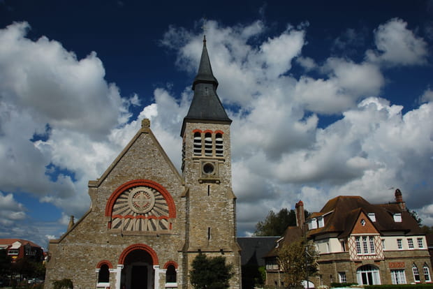 L'église Sainte-Jeanne-d'Arc