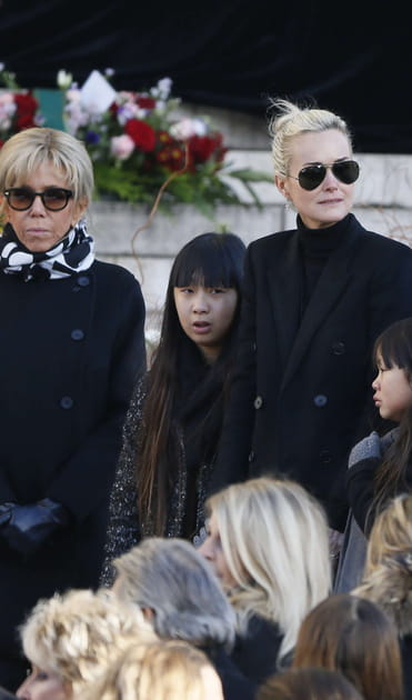 Les obs&egrave;ques de Johnny organis&eacute;es avec Brigitte Macron (2/2)