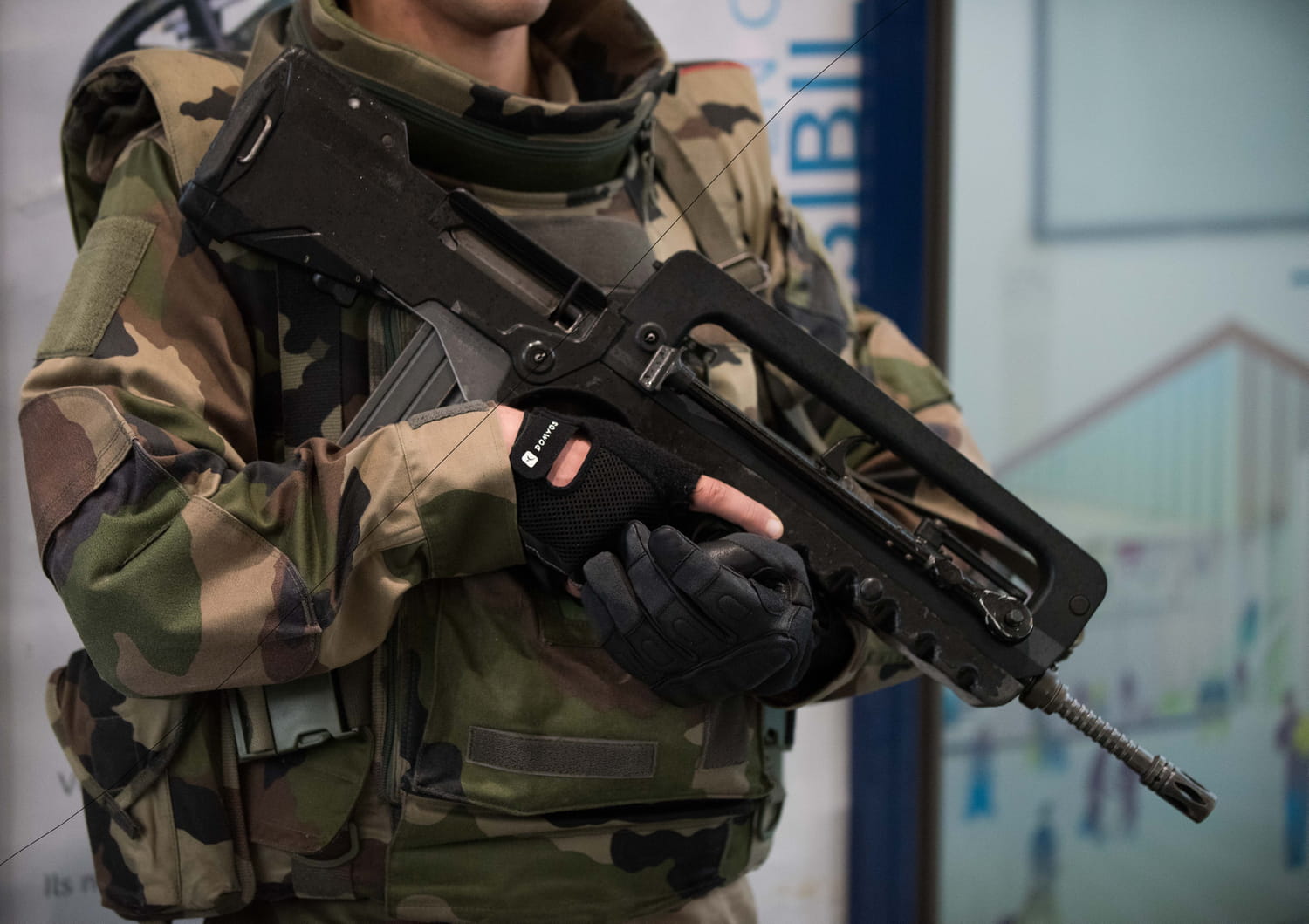 Armée : comment s'engager après les attentats de Paris ?