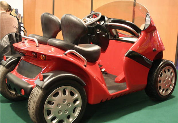 Hybride quad et auto électrique