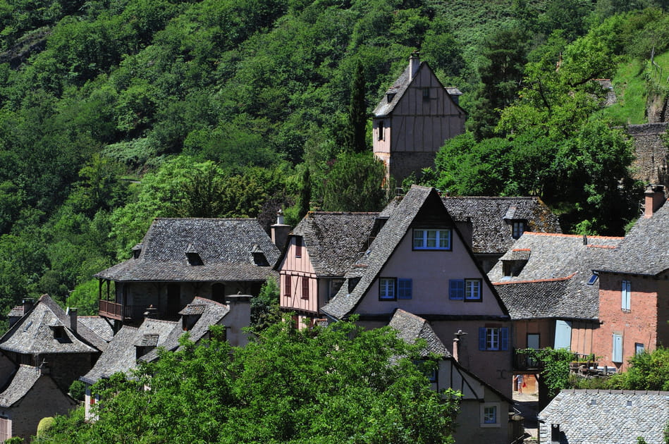 Conques, ancien sanctuaire dans l'Aveyron