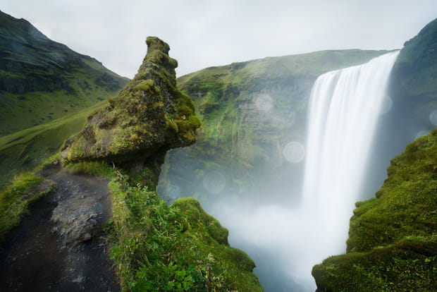 Chute de Skogafoss en Islande