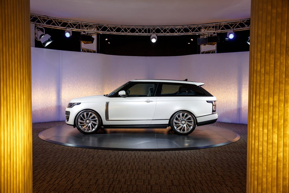 Range Rover SV Coup&eacute;