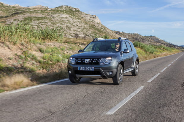 1er grand SUV : Dacia Duster