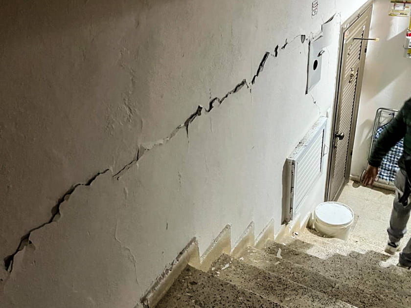 Des b&acirc;timents menacent de s'effondrer