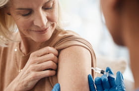 Ce vaccin recommand&eacute; pour tous les plus de 65&nbsp;ans est maintenant rembours&eacute;
