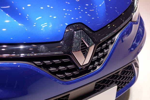 La calandre de la Clio 5 s'élargit