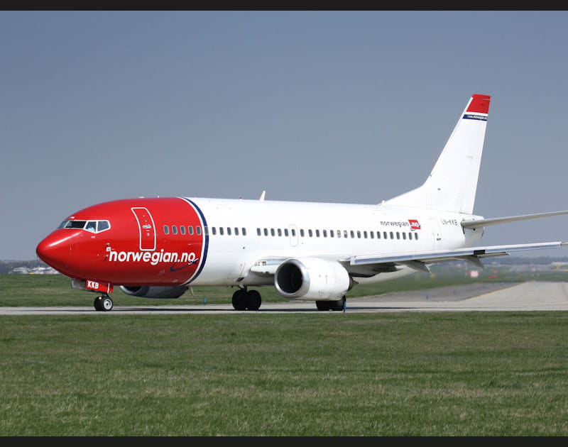 12&nbsp;- Norwegian Air Shuttle