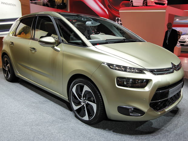 Salon de Genève 2013 : les concept-cars dessinent l'avenir