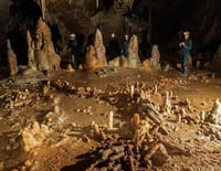 Neandertal : Le mystère de la grotte de Bruniquel