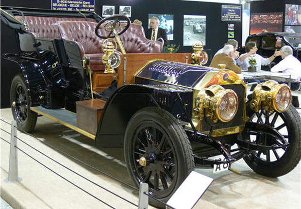 Les stars du salon Rétromobile 2007