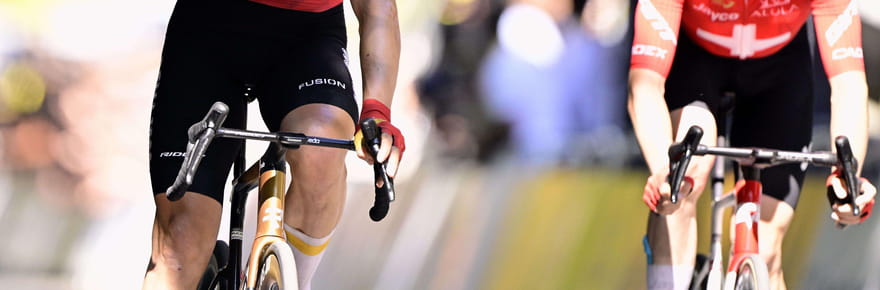 DIRECT. Tour de France 2025&nbsp;: Abrahamsen s'impose sur la 11e &eacute;tape, grosse frayeur pour Pogacar, le classement