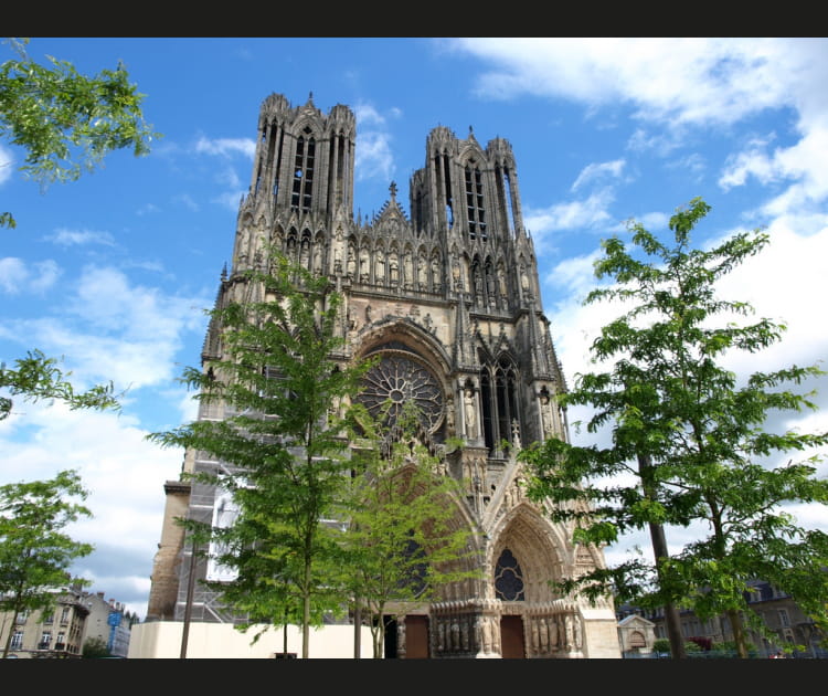 22e - Reims&nbsp;: 1&nbsp;065,69&nbsp;&euro;&nbsp;/&nbsp;foyer&nbsp;fiscal