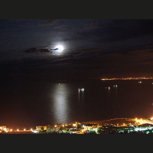 Clair de lune sur la baie d'Alger