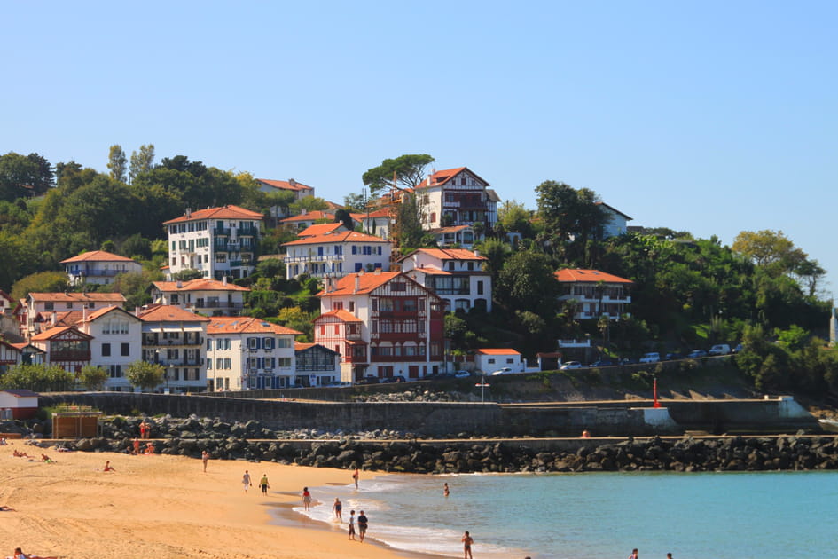 40&nbsp;destinations en France o&ugrave; prolonger l'&eacute;t&eacute;&nbsp;: Saint-Jean-de-Luz