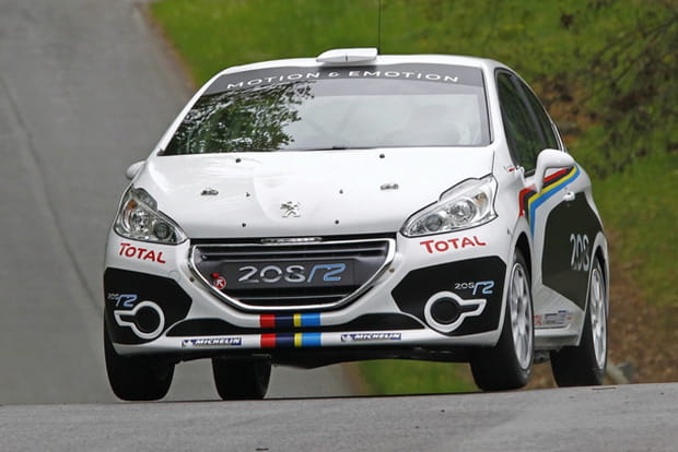 Peugeot 208 R2 : féline de compétition