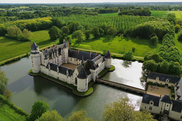 Le château du Plessis-Bourré, entre forteresse et château de conte de fées