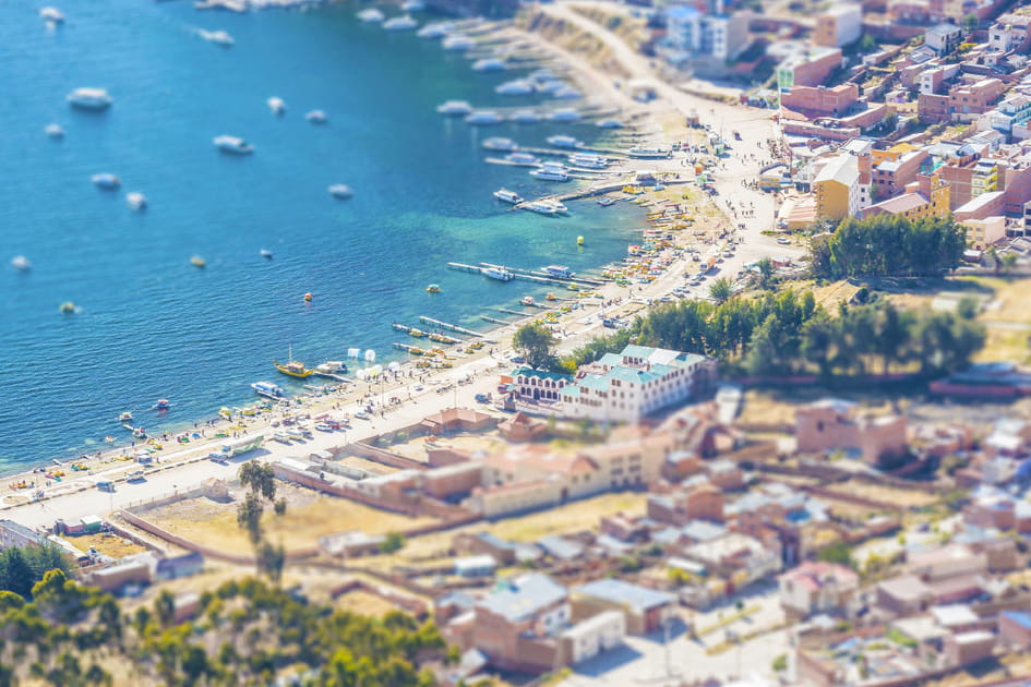 Au bord du Lac Titicaca