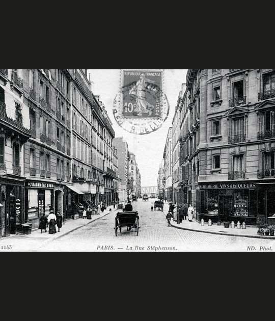 La rue St&eacute;phenson