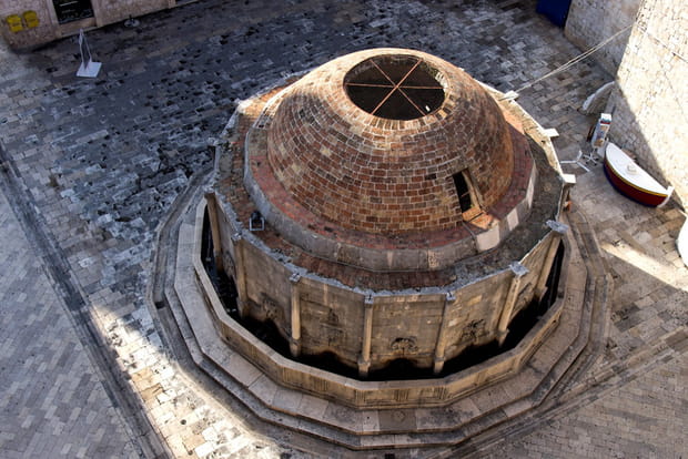 La grande fontaine d'Onofrio à Dubrovnik