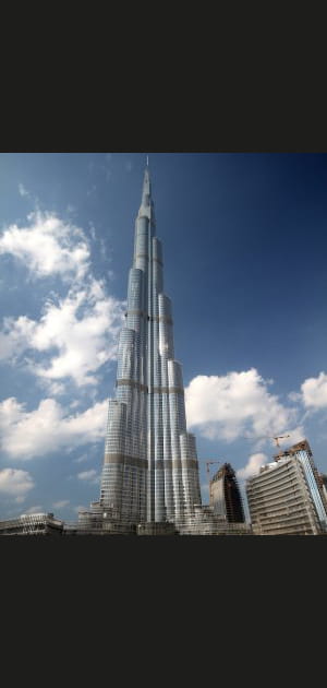 La hauteur de la plus haute tour du monde