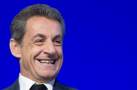 Nicolas Sarkozy en prison&nbsp;: une piscine et un &quot;passage secret&quot; dans la cellule pour aller voir le PSG, Charlie Hebdo se moque
