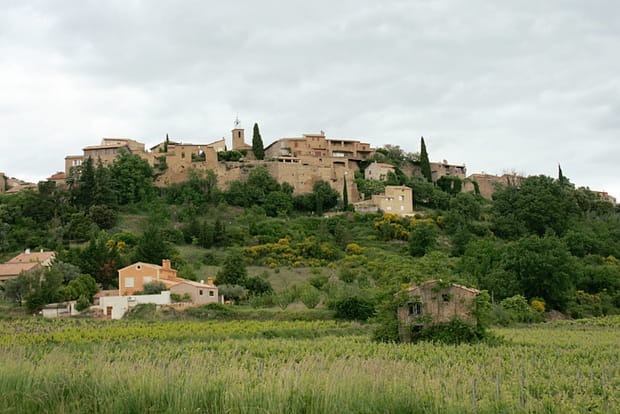 Faucon, ancienne cité fortifiée
