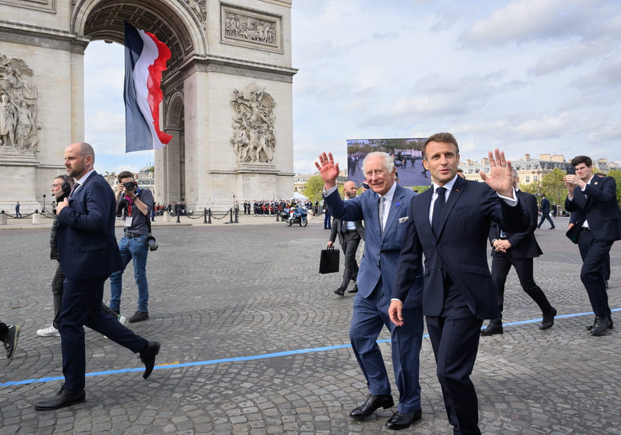 Les images de la visite de Charles III en France