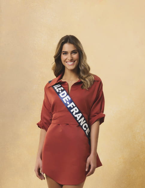 Les portraits officiels des candidates &agrave; Miss France&nbsp;: Miss Ile-de-France