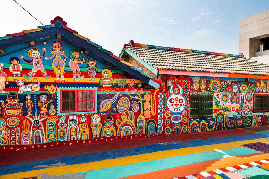 Rainbow Village Taichung, le village sauv&eacute; par un papi artiste