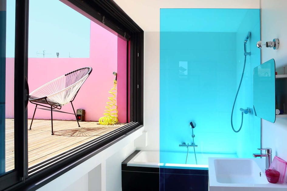 Une douche quasi en plein air !