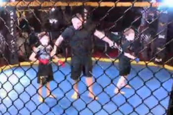 Zapping TV : De l'ultimate fighting pour les enfants