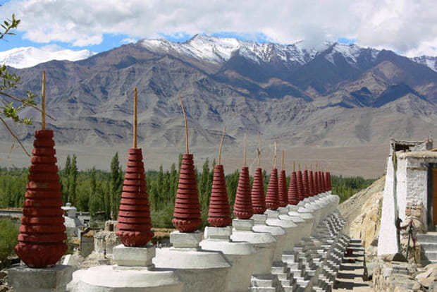 Alignement au monastère de Thiksay