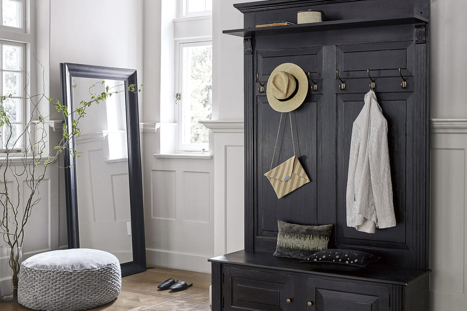 Un miroir pour agrandir l'entr&eacute;e