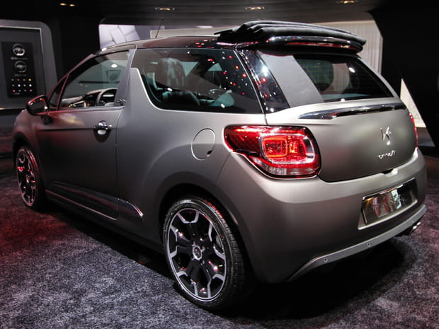 Citroen DS3 Cabrio L'Uomo Vogue Arrière