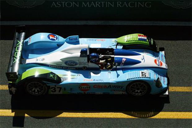 Plus rapide que son ombre ?