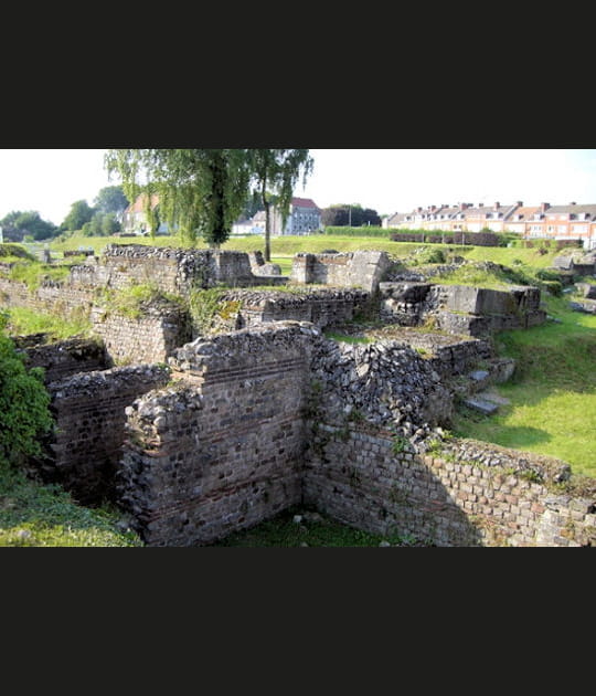 Le forum de Bavay