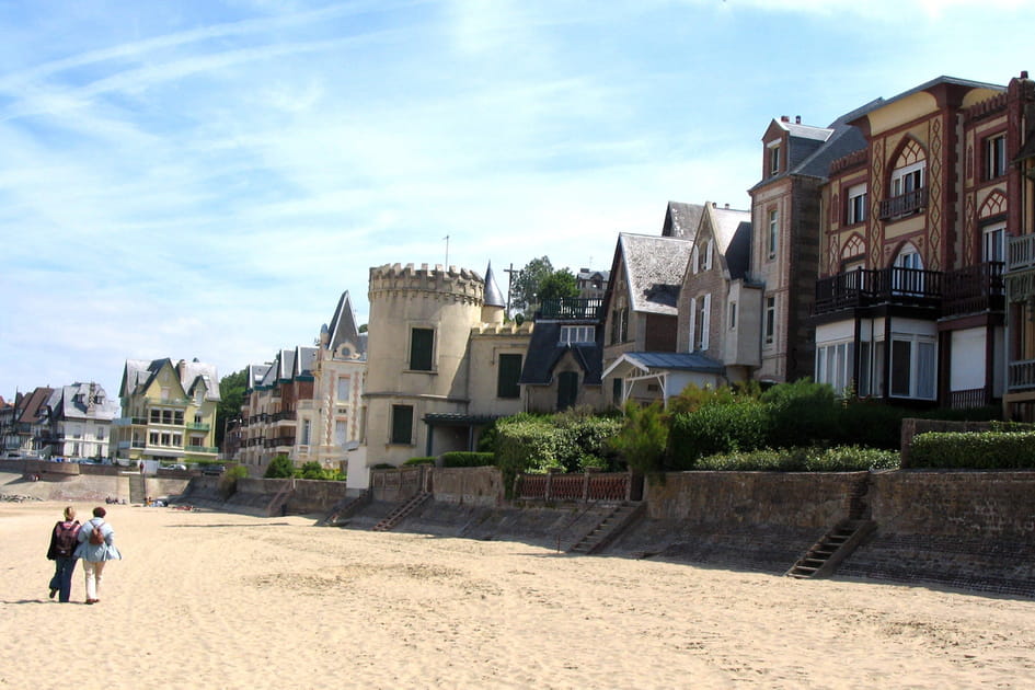Trouville et ses fa&ccedil;ades d'&eacute;poque
