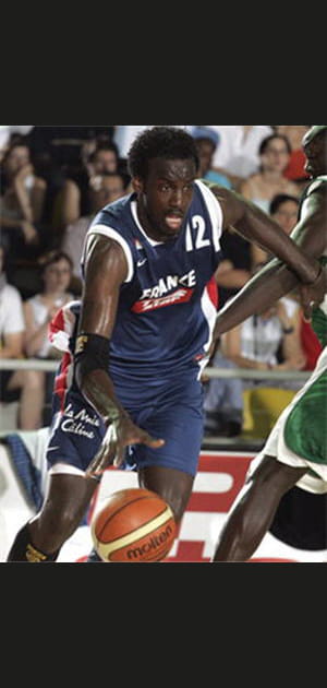 Johan Petro, un nouveau club &agrave; apprivoiser