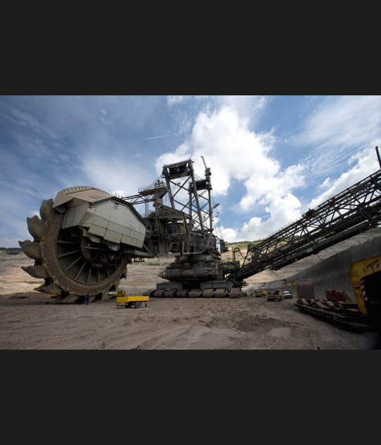 Immense machine