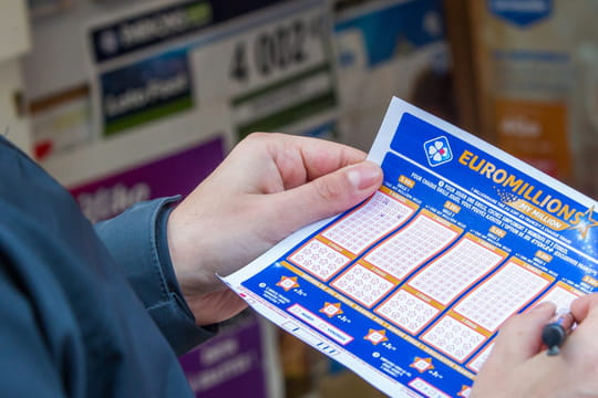 R&eacute;sultat Euromillions (FDJ)&nbsp;: le tirage de ce mardi 28&nbsp;octobre 2025&nbsp;[EN LIGNE]