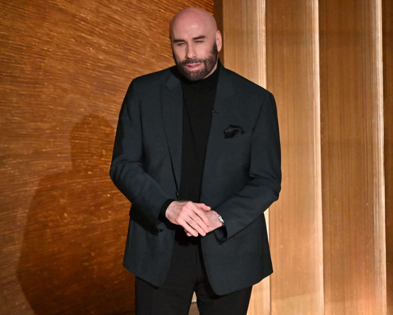 Temps forts des Oscars&nbsp;: John Travolta en larmes