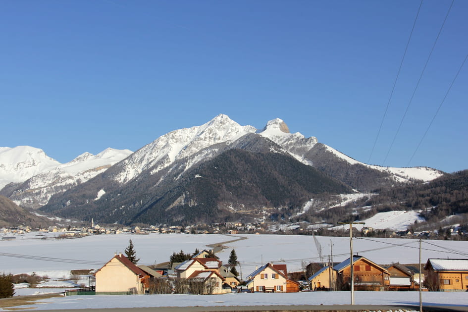 Ancelle, station de ski sous le soleil des Alpes du sud