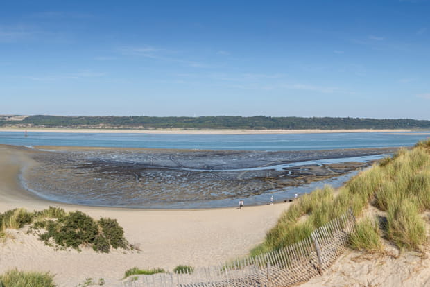 L'estuaire de la Canche et ses dunes qui se dressent comme des barrières naturelles